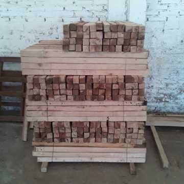 Postes de quebracho colorado, itin, varillas Santiago del Estero