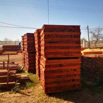 Postes de quebracho colorado, itin, varillas Santiago del Estero